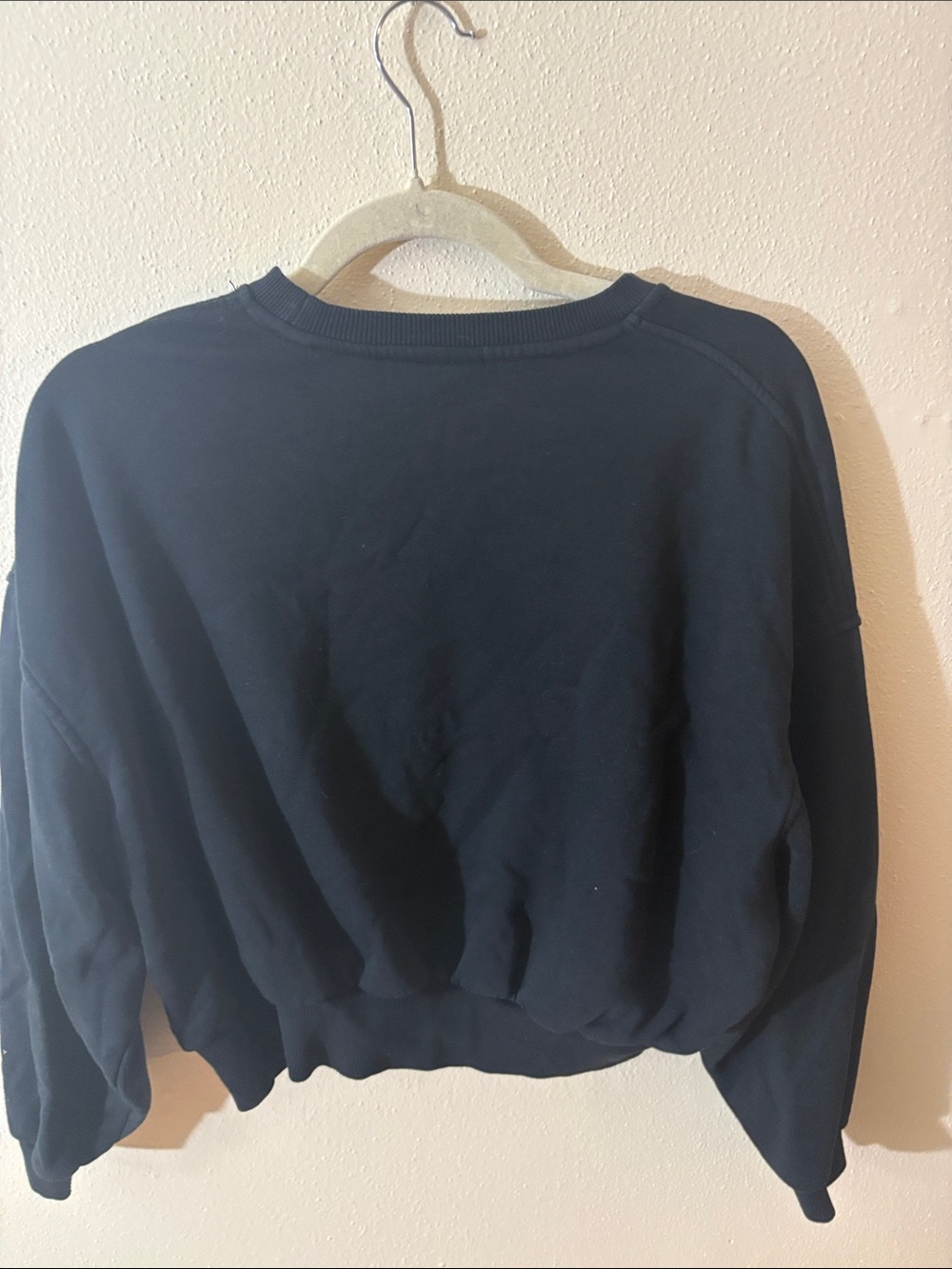 Nike Black Cropped Sweatshirt with White Swoosh - Picture 3 of 3